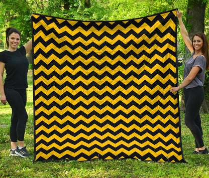 Black And Yellow Zigzag Pattern Print Quilt