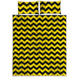 Black And Yellow Zigzag Pattern Print Quilt Bed Set