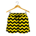 Black And Yellow Zigzag Pattern Print Women's Shorts