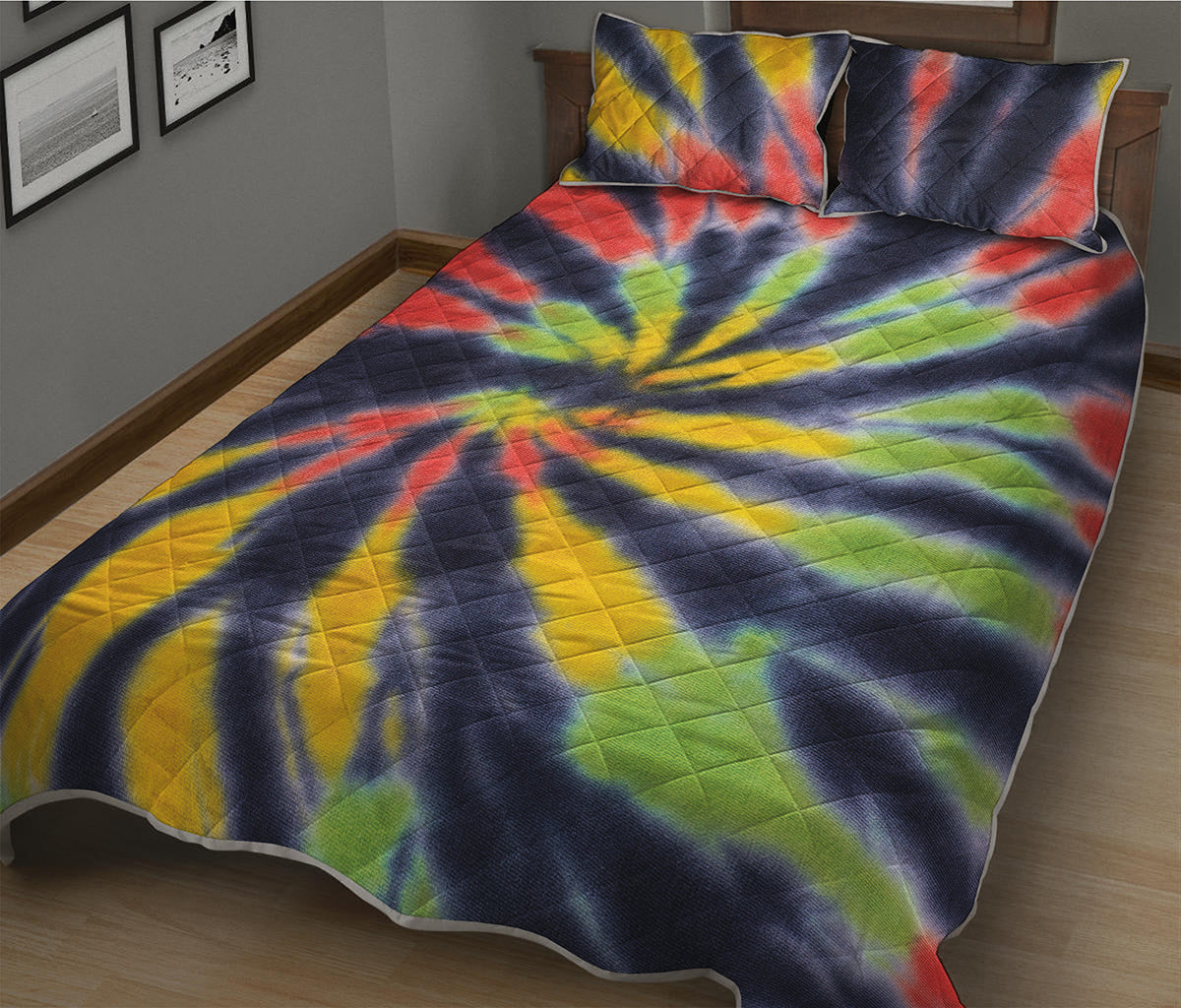 Black Backed Spiral Tie Dye Print Quilt Bed Set