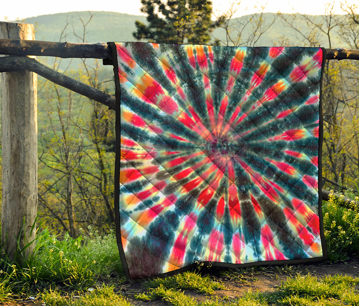 Black Backed Tie Dye Print Quilt
