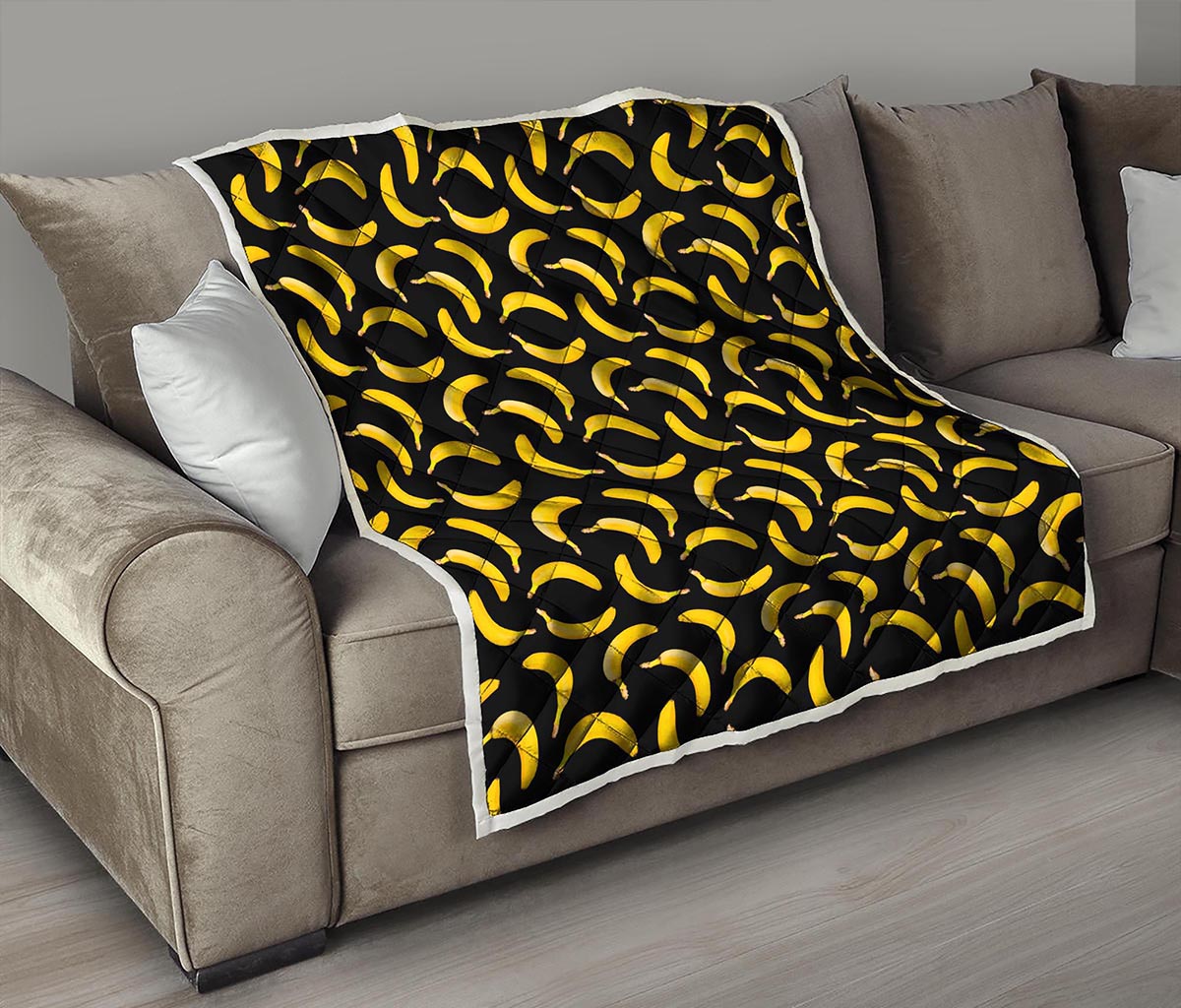 Black Banana Pattern Print Quilt