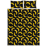 Black Banana Pattern Print Quilt Bed Set