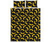 Black Banana Pattern Print Quilt Bed Set