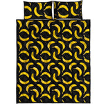 Black Banana Pattern Print Quilt Bed Set