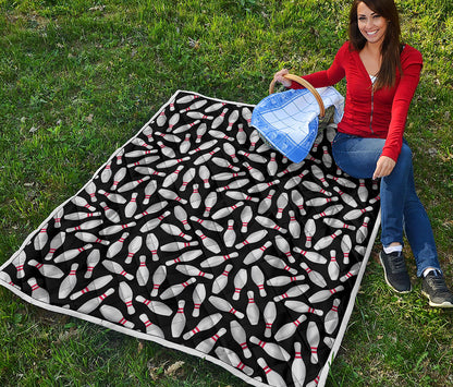 Black Bowling Pins Pattern Print Quilt
