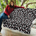 Black Bowling Pins Pattern Print Quilt