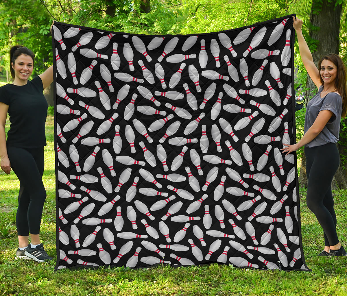 Black Bowling Pins Pattern Print Quilt