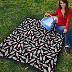 Black Bowling Pins Pattern Print Quilt