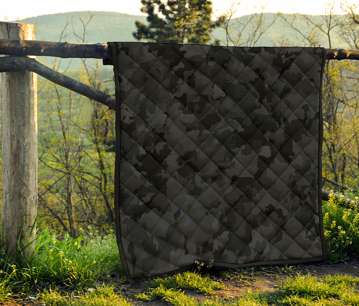 Black Camouflage Print Quilt