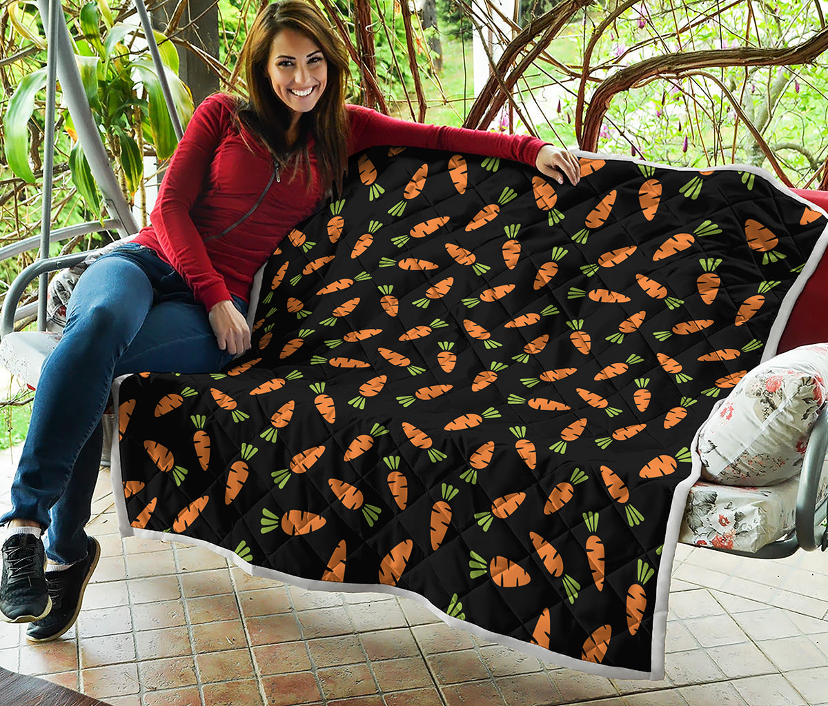 Black Carrot Pattern Print Quilt