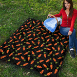 Black Carrot Pattern Print Quilt
