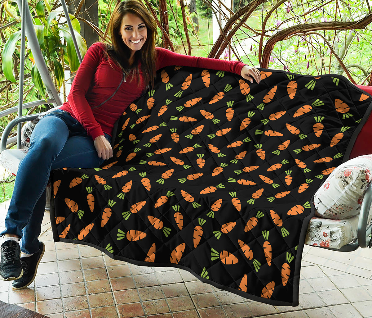 Black Carrot Pattern Print Quilt