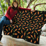 Black Carrot Pattern Print Quilt