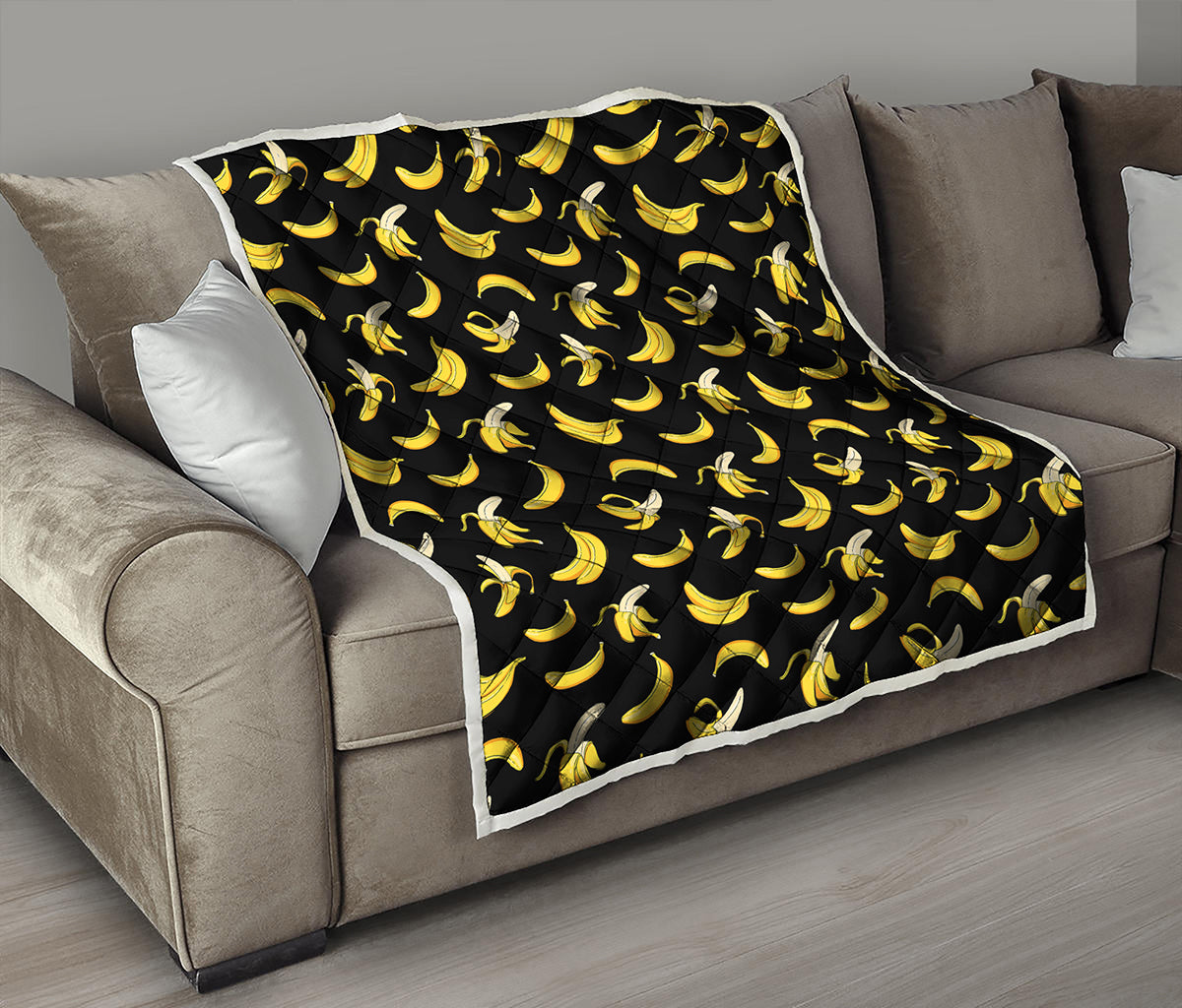 Black Cartoon Banana Pattern Print Quilt