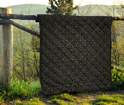 Black Celtic Symbol Pattern Print Quilt