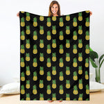 Black Cute Pineapple Pattern Print Blanket
