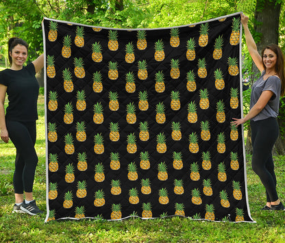 Black Cute Pineapple Pattern Print Quilt