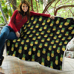 Black Cute Pineapple Pattern Print Quilt