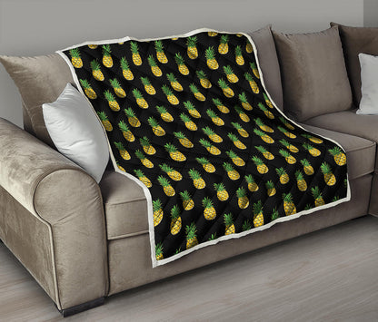 Black Cute Pineapple Pattern Print Quilt