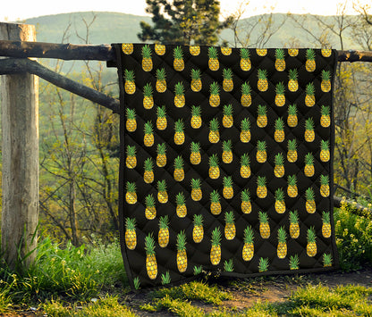Black Cute Pineapple Pattern Print Quilt