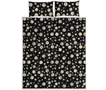 Black Daisy Floral Pattern Print Quilt Bed Set