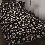 Black Daisy Floral Pattern Print Quilt Bed Set
