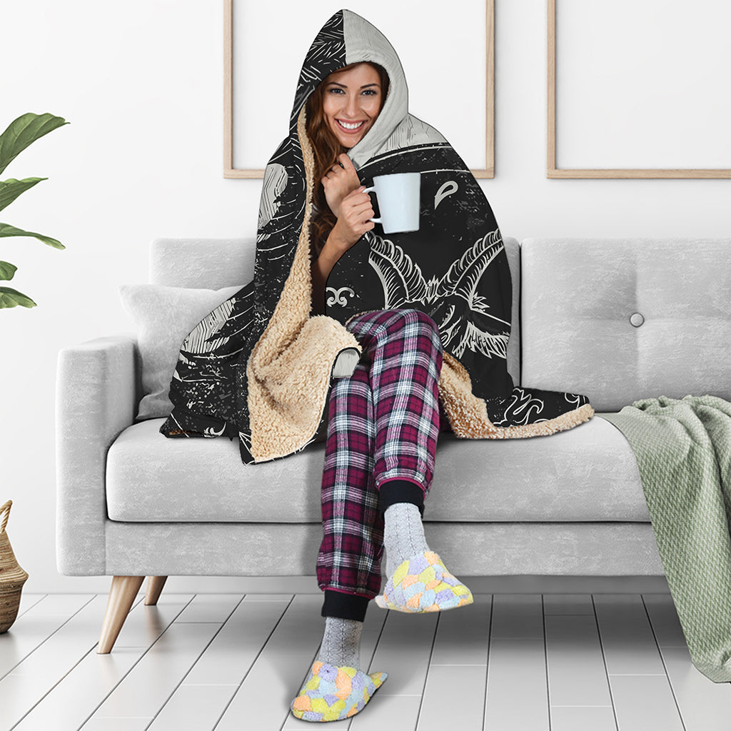 Black Demon Wolf Print Hooded Blanket