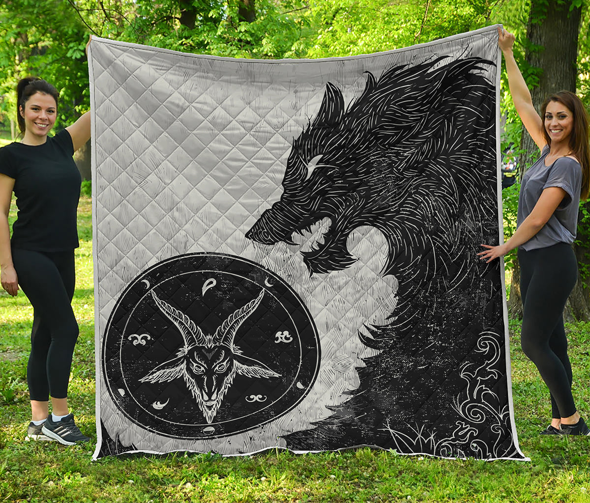 Black Demon Wolf Print Quilt