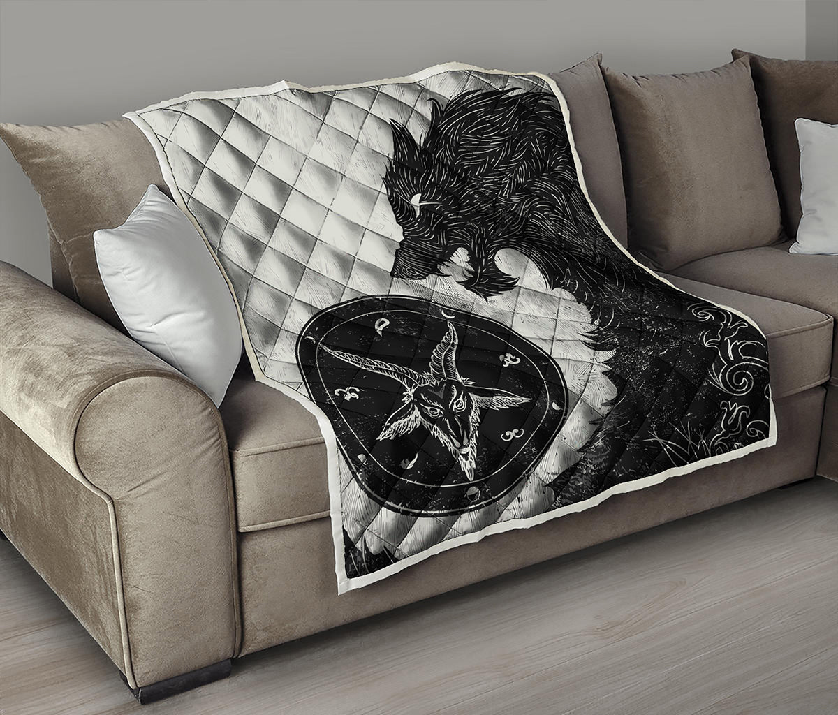 Black Demon Wolf Print Quilt