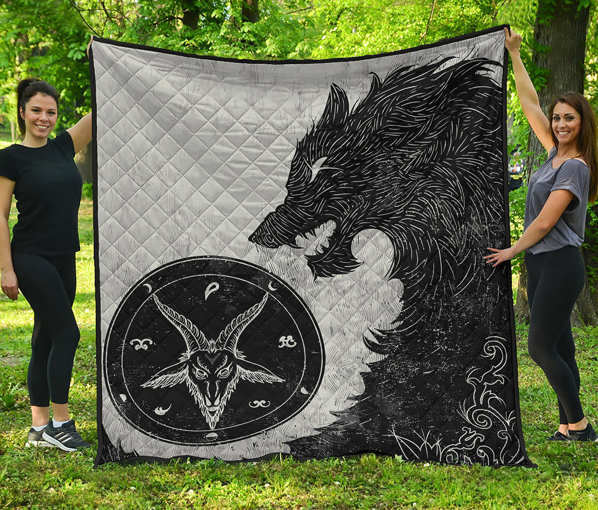Black Demon Wolf Print Quilt
