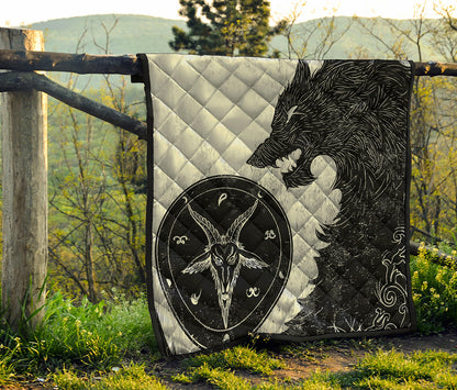 Black Demon Wolf Print Quilt