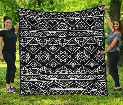 Black Ethnic Aztec Pattern Print Quilt