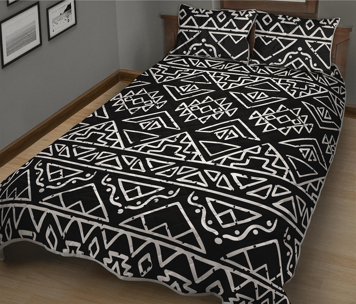 Black Ethnic Aztec Pattern Print Quilt Bed Set