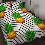 Black Geometric Pineapple Pattern Print Quilt Bed Set