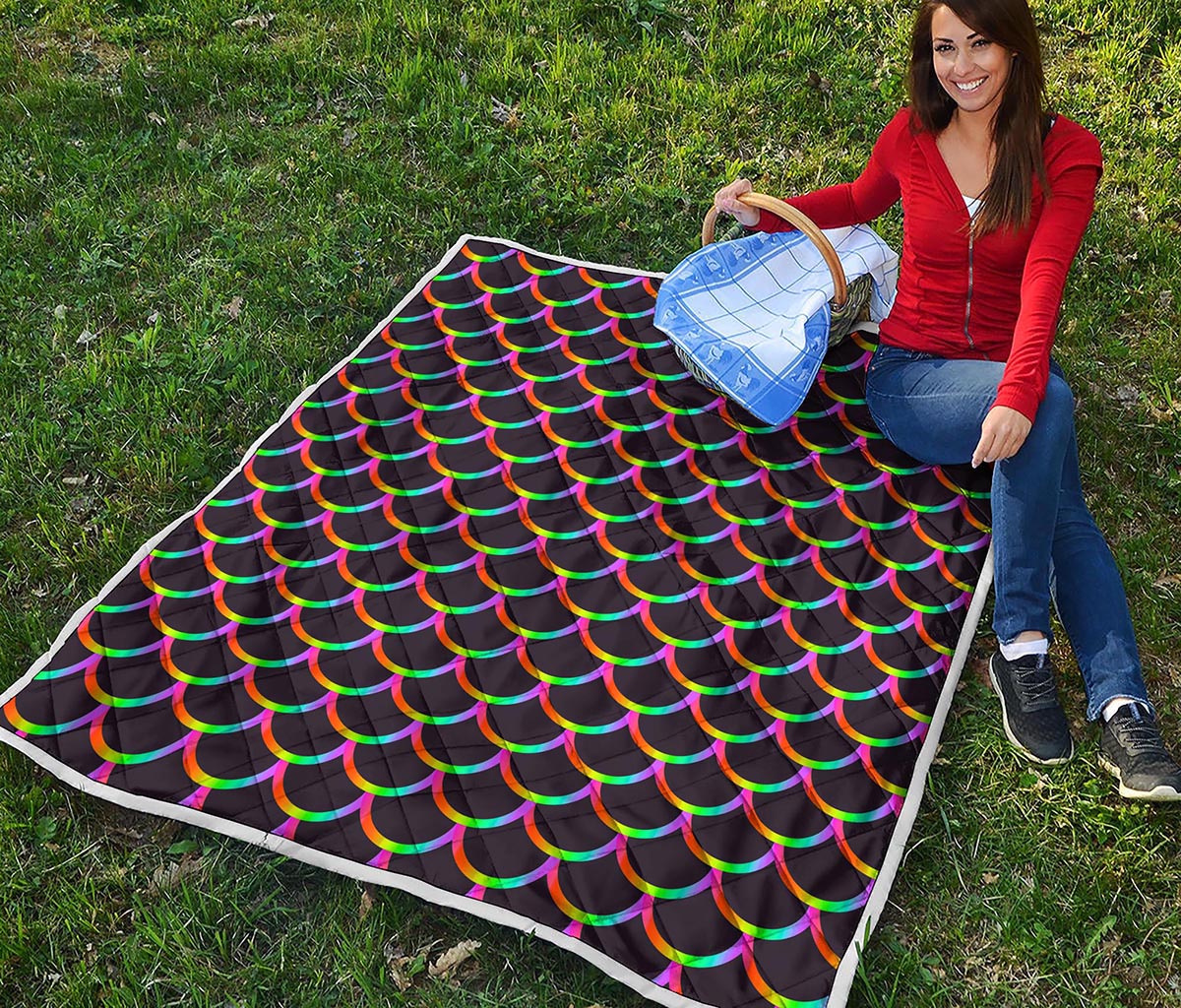 Black Mermaid Scales Pattern Print Quilt
