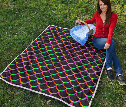 Black Mermaid Scales Pattern Print Quilt