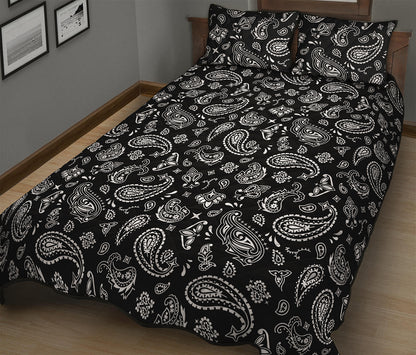 Black Paisley Bandana Pattern Print Quilt Bed Set