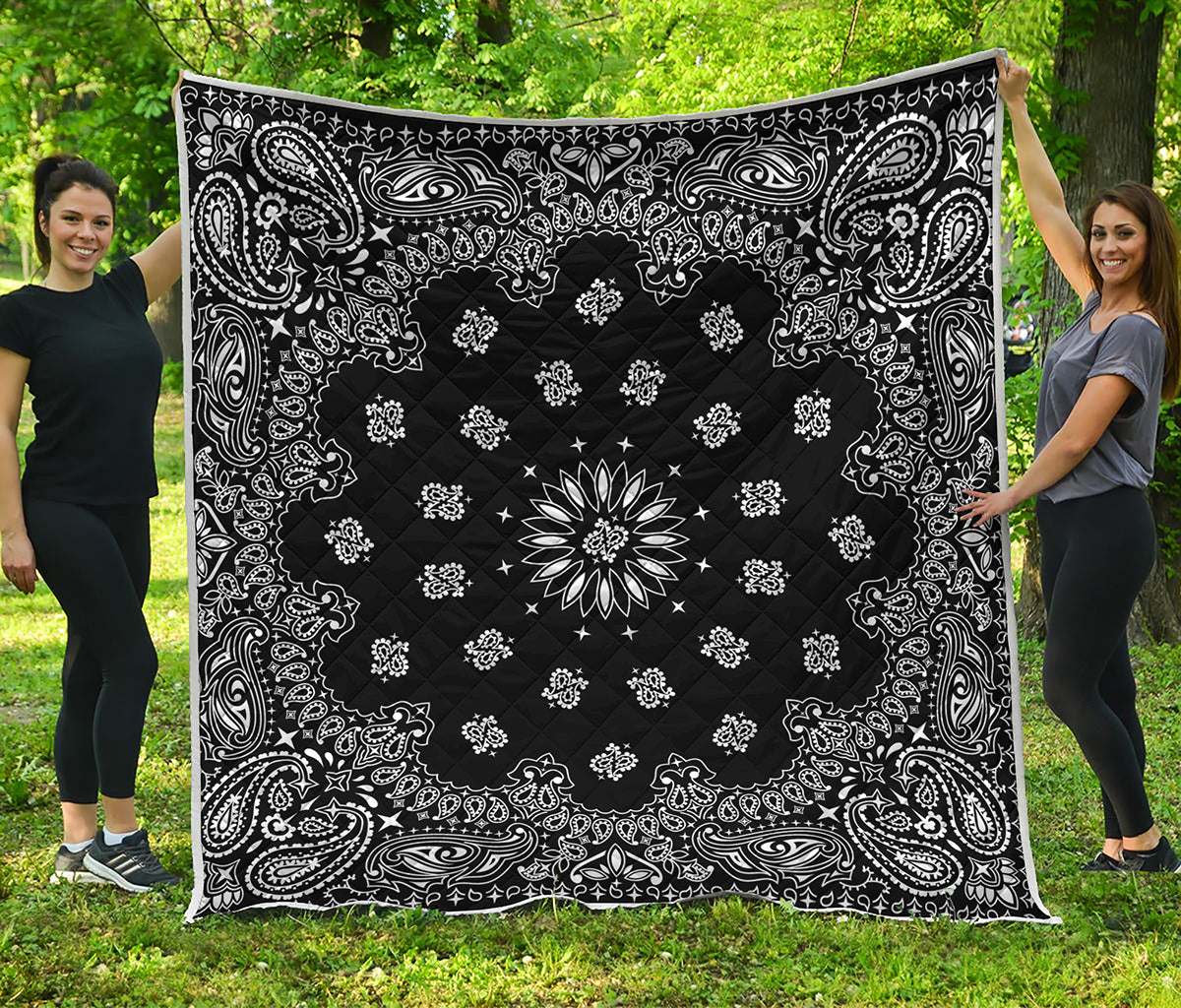 Black Paisley Bandana Print Quilt