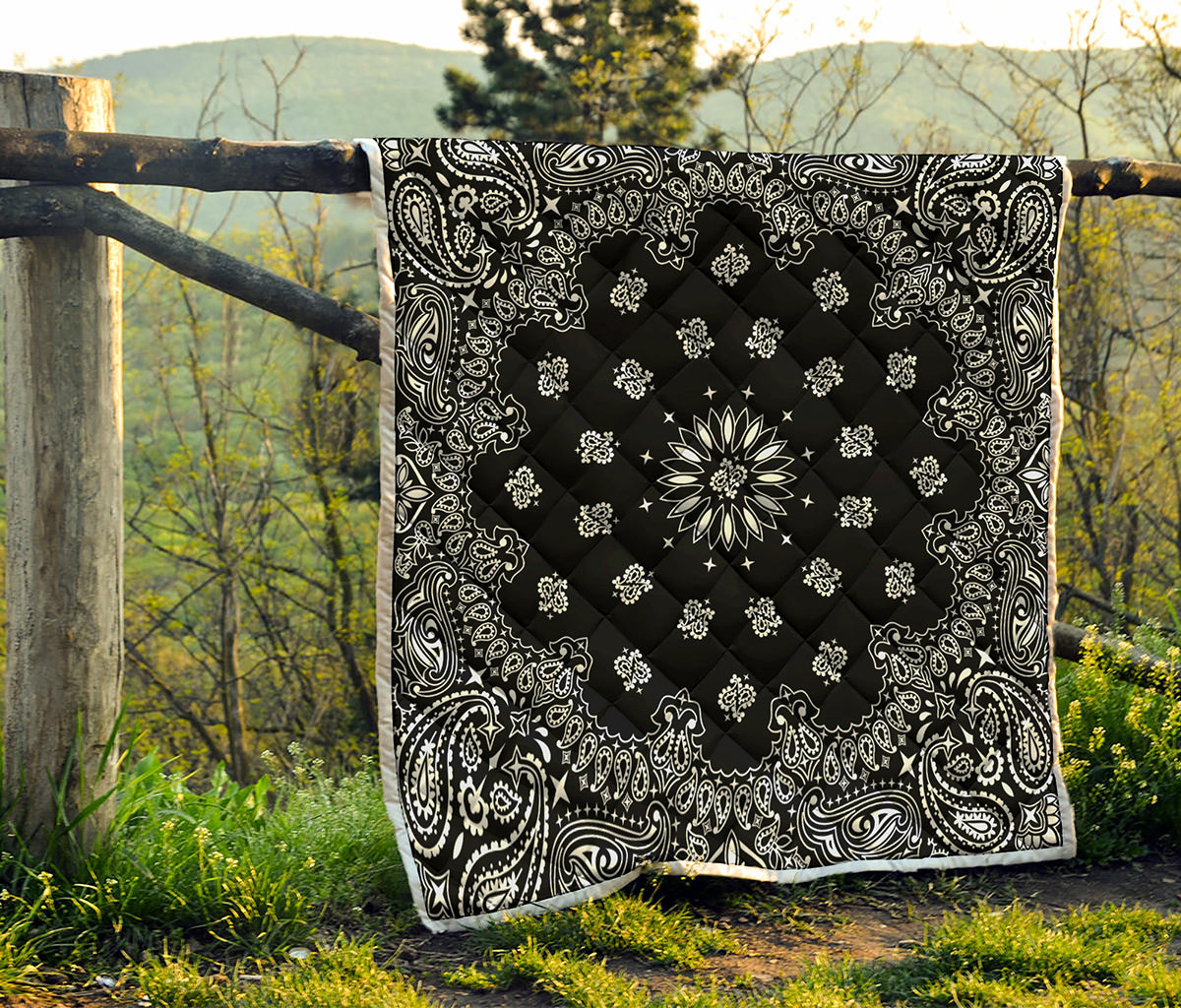 Black Paisley Bandana Print Quilt