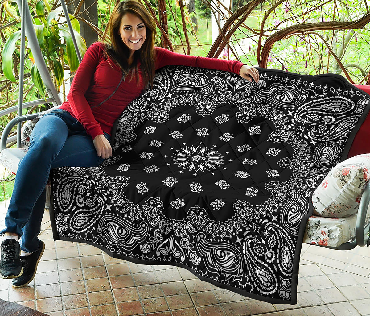 Black Paisley Bandana Print Quilt