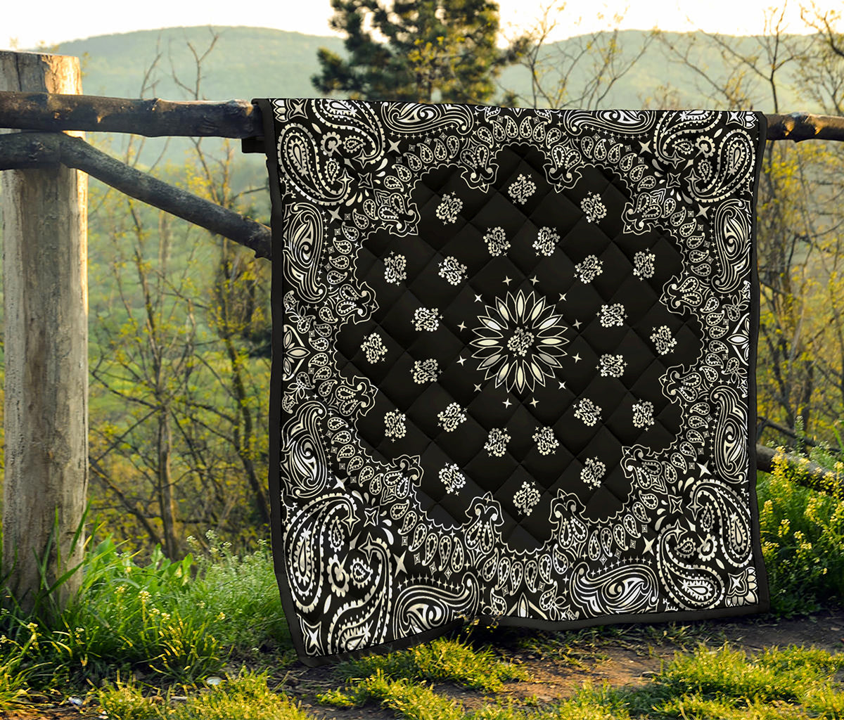 Black Paisley Bandana Print Quilt