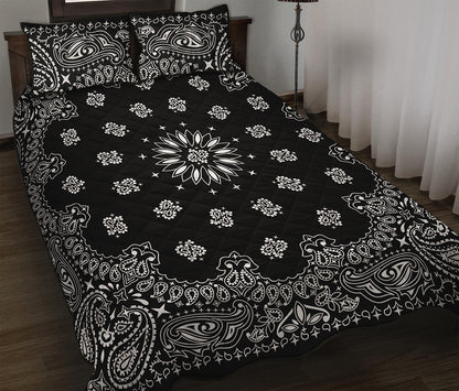 Black Paisley Bandana Print Quilt Bed Set