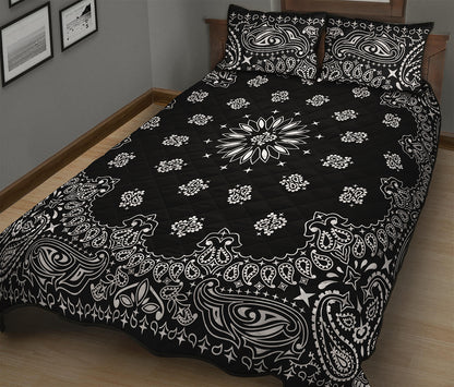 Black Paisley Bandana Print Quilt Bed Set