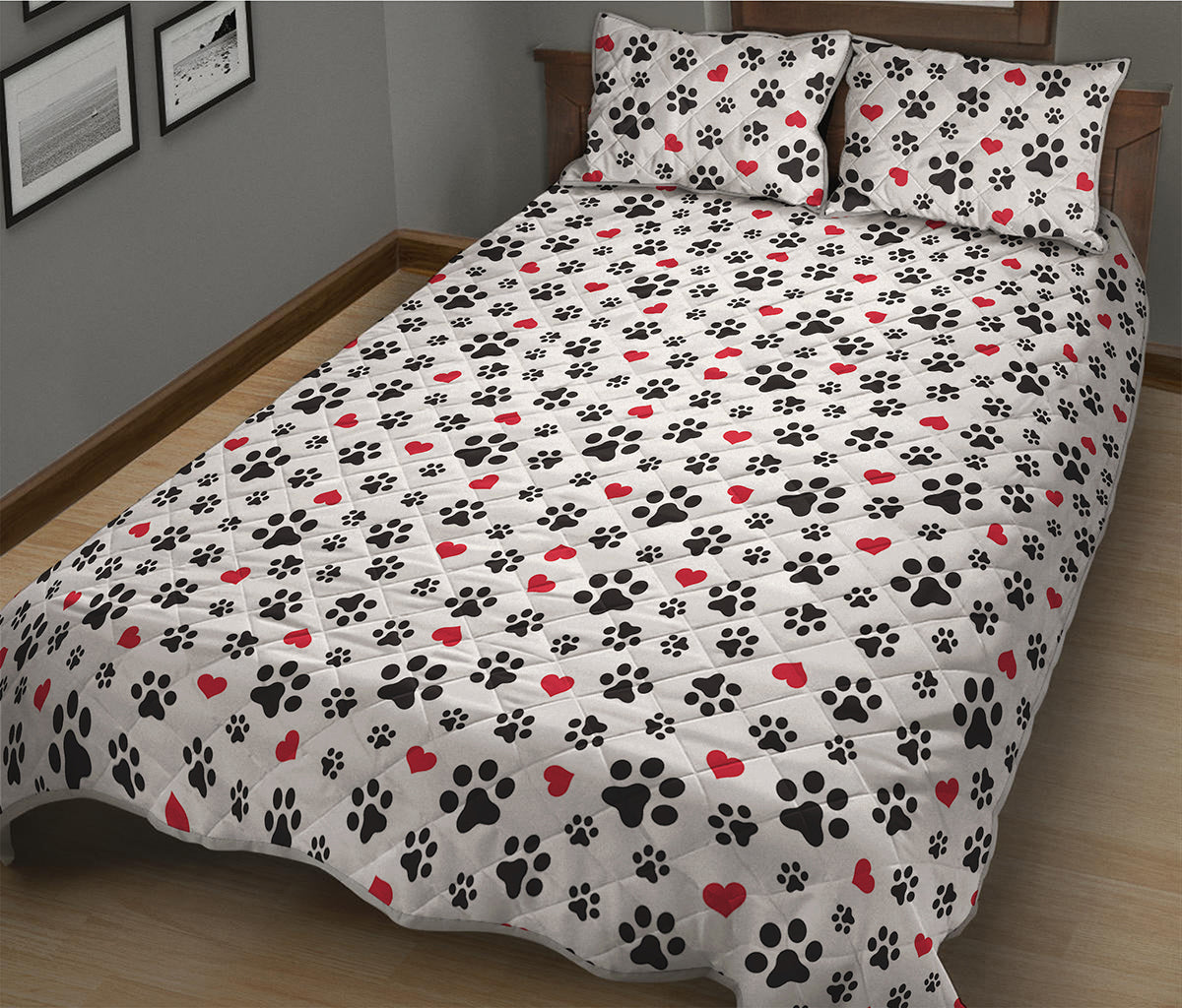 Black Paw And Heart Pattern Print Quilt Bed Set