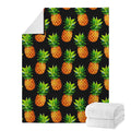 Black Pineapple Pattern Print Blanket