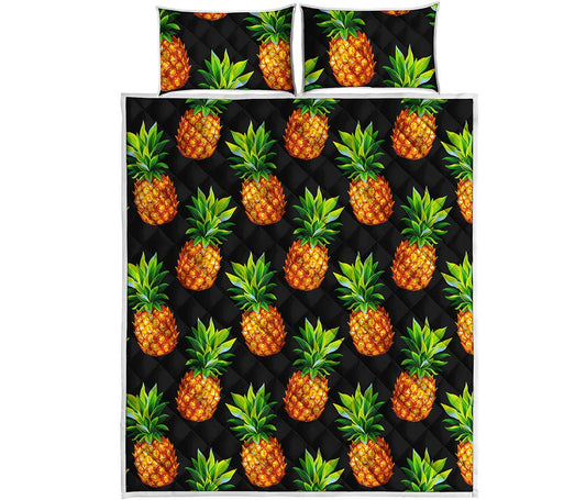 Black Pineapple Pattern Print Quilt Bed Set