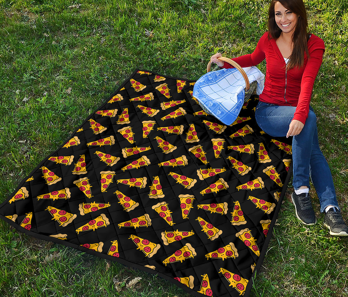 Black Pizza Pattern Print Quilt