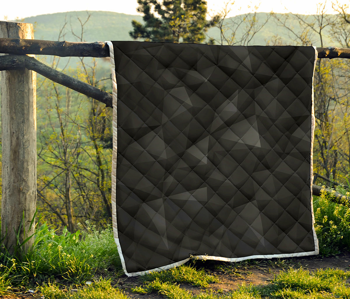 Black Polygonal Geometric Print Quilt