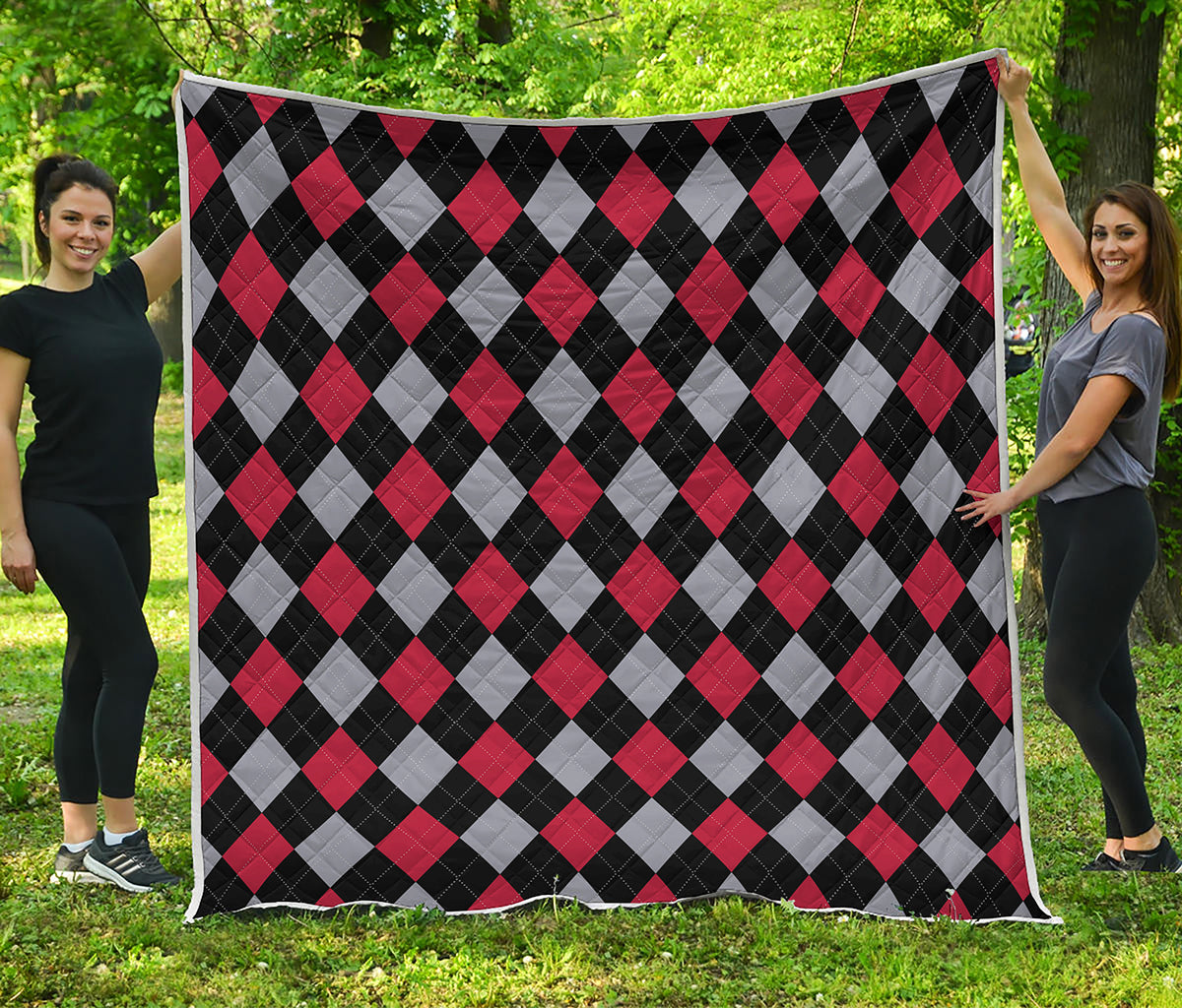 Black Red And Grey Argyle Pattern Print Quilt